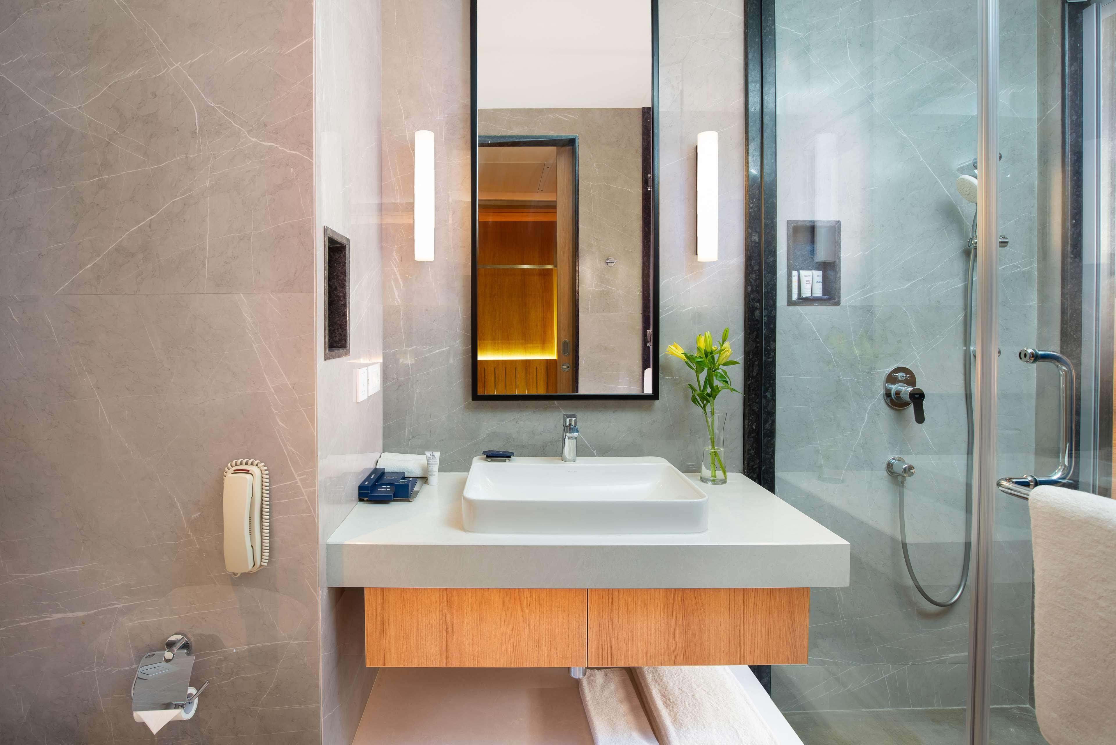 Park Inn By Radisson Gwalior Bagian luar foto